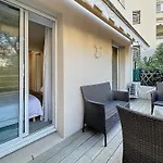 90M2 Terrasse, Piscine, Garage, 2 Chambres