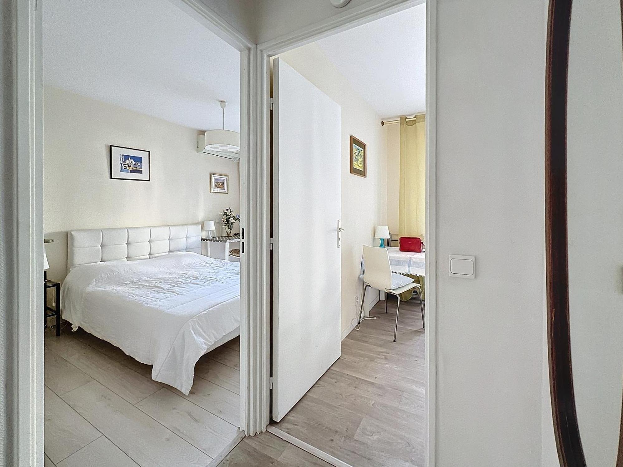 90m2 Terrasse, Piscine, Garage, 2 * Cannes